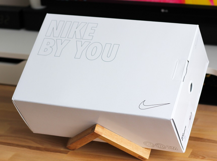 Hộp giày Nike